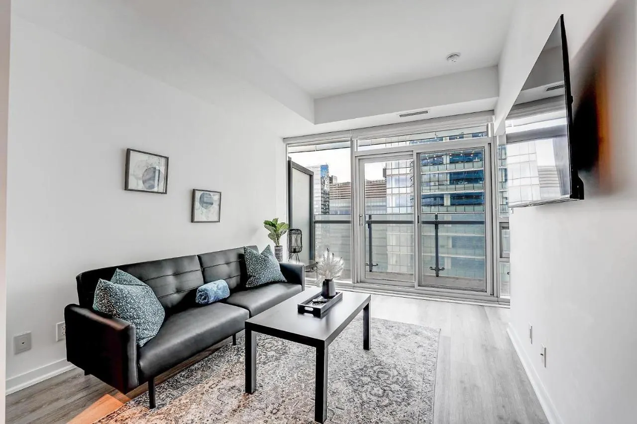 Downtown Toronto Condo Close To Cn Tower!! Апартаменты