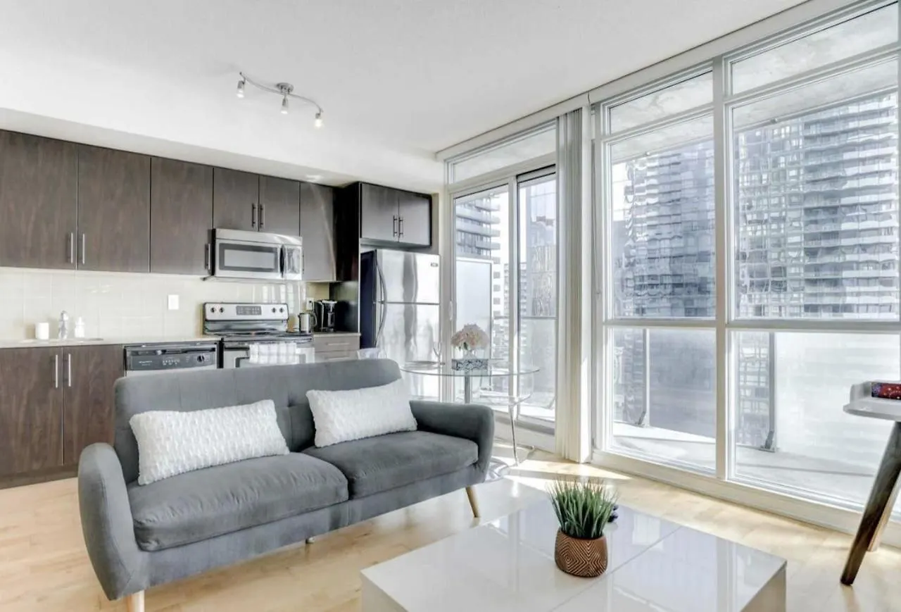 Апартаменты Downtown Toronto Condo Close To Cn Tower!!